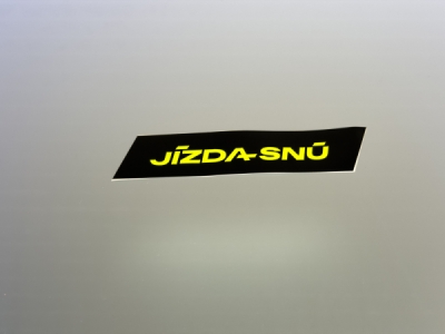 Samolepka JÍZDA SNŮ černá (S)