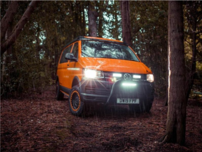 Sada světel do masky Lazer pro Volkswagen T6 Startline (2016-2018), Triple-R750 Flash (funkce výstr.majáku)