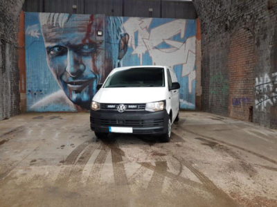 Sada světel do masky Lazer pro Volkswagen T6 Startline (2016-2018), Triple-R750 Flash (funkce výstr.majáku)