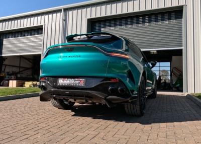 Aston Martin DBX vč. DBX707 (2020 a novější) Sada trubek nahrazujících OPF/GPF QUICKSILVER AS351S