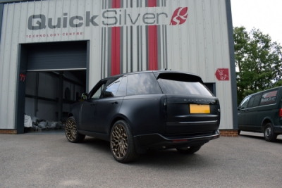 Range Rover P530 SWB (2023 a novější) Nerezový výfukový systém Sport s technologií Sound Architect™ QUICKSILVER LR532S-SWB
