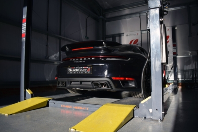 Porsche 911 Turbo a Turbo S 992 (2019 a novější) Titanový sportovní výfuk s technologií Sound Architect™ QUICKSILVER PS994T