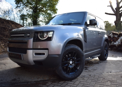 Land Rover Defender D300 130 (2019 a novější) Nerezový systém výfuku Sound Generator s technologií Sound Architect™ QUICKSILVER LR255S-D300-130.