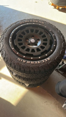 pneu Black Bear ALLTERRAIN II 255/55 R18 Expedition
