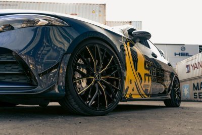 Barracuda PROJECT 3.0 černá lesklá / zářivá zlatá 8,5×20" 5×114,3 ET 40