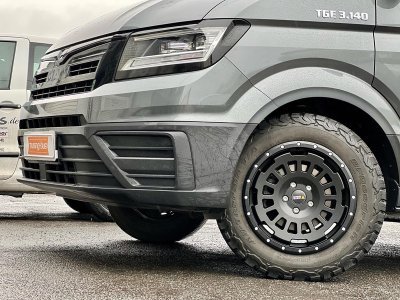 TWIN-MONOTUBE-PROJEKT-AT1-HD černá matná, ochranný prstenec 8,5x18" 5x120 | (MAN TGE / VW Crafter & T7 Multivan / California)
