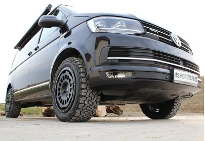 TWIN-MONOTUBE-PROJEKT AT1 ČERNÁ MATNÁ, OCHRANNÝ PRSTENEC 8,5×18" 5×120 (VW T5, T6 / T6.1, AMAROK)