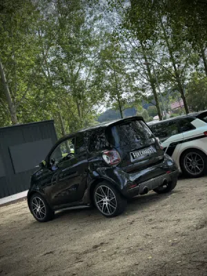 Smart Fortwo 453 Brabus Coupe & Cabrio Závěrečný tlumič výfuku pravý/ FOX SM011083-291B