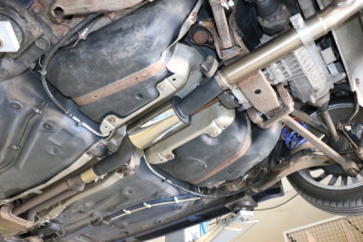 Přední tlumič výfuku VW Golf IV R32 FOX VW053170-VSD