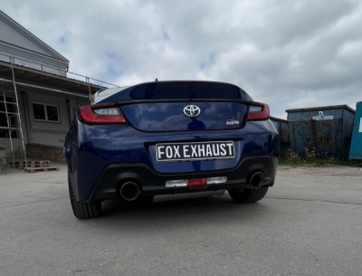 Toyota GR86 Endschalldämpfer - 1x114 Typ 25 rechts/links mit colouriertem Rand FOX TO210005-295C