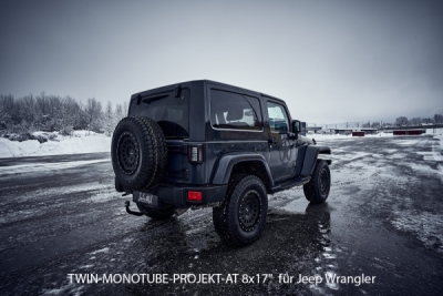 Twin-Monotube-Projekt AT1 černá matná, konkávní s kovaným ochranným prstencem 8×17" 5×127 (Jeep Wrangler)