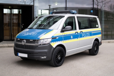 Twin-Monotube-Projekt AT2 černá matná - 8×18" 5×120 (VW Crafter + T5 / T6 / T6.1, MAN TGE)