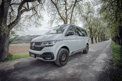 Twin-Monotube-Projekt AT2 bronzová - 8×18" 5×120 (VW Crafter + T5 / T6 / T6.1, MAN TGE)