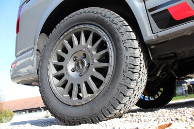 Twin-Monotube-Projekt AT2 šedá - 8×18" 5×120 (VW Crafter + T5 / T6 / T6.1, MAN TGE)