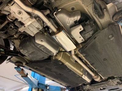 Hyundai Kona 4WD přední tlumič FOX HY210000-VSD