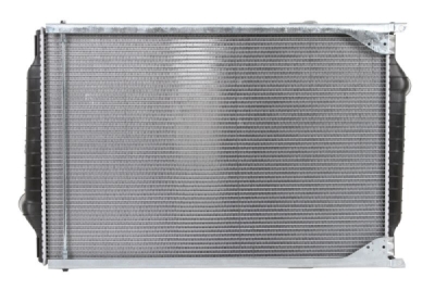 Radiator, racire motor VOLVO TRUCKS 8113630