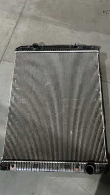 Radiator, racire motor VALEO 9465002903