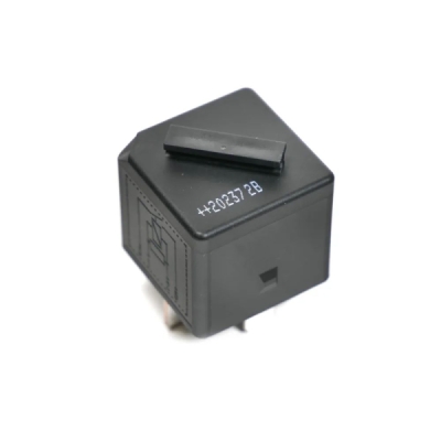 Releu electric 70A - 4 pini - 12V pentru sistem dezaburire/compresor suspensie originalbmw ORIGINAL BMW