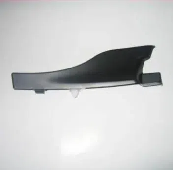 Obturator lateral parbriz dreapta log ORIGINAL RENAULT 6001547111