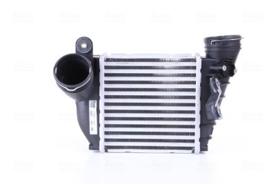 Intercooler NISSENS 96679