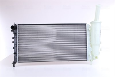 Radiator, racire motor NISSENS 61881