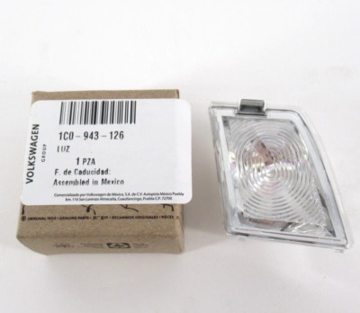Iluminare numar de circulatie dreapta ORIGINAL VW GROUP 1C0943126