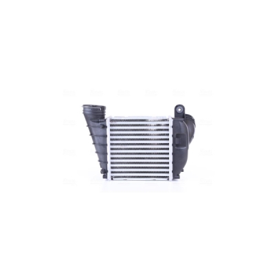 Intercooler NISSENS 96679