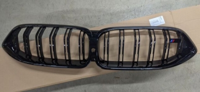 Grila radiator ORIGINAL BMW 51135B3AE24