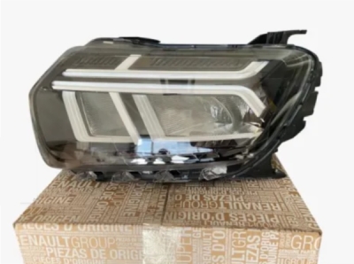Far stanga ORIGINAL RENAULT 260602465R