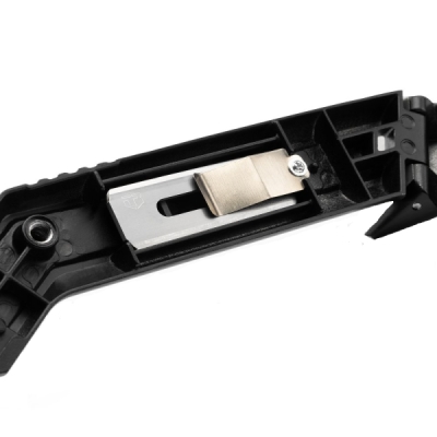 TOUGHBUILT TB-H4-11-CK, Zahnutý nůž na koberce | nástroj pro zastrkování