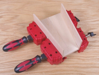 Kraft&Dele KD1093, Rohová multifunkční svěrka