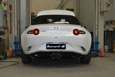 Sport pack - GT3 Style – koncovky uprostřed vozu Supersprint 941640