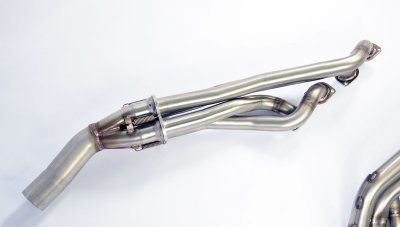 Výfukové svody pravá - levá (pro vozy s pravostranným řízením) SUPERSPRINT DESIGN PATENT Supersprint 044201
