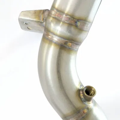 Downpipe pravý + kovový katalyzátor (nahrazuje pre-kat) Supersprint 724861