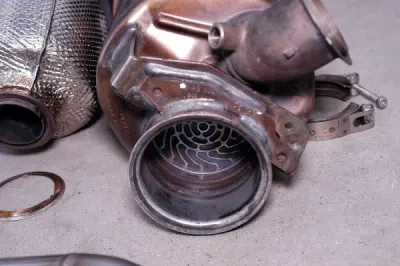 Downpipe s přírubami a záslepkami pro senzory (nahrazuje DPF) (jen Euro 6) Supersprint 773331