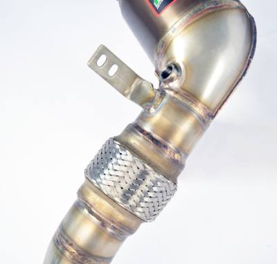 Turbo downpipe kit + Metallic catalytic Left(Replaces primary and secondary catalytics)Accepts the stock tertiary catalytics Supersprint 529241