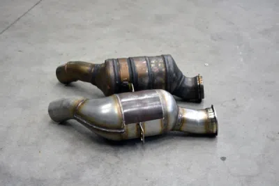 Downpipe pravý + Metalický katalyzátor 200CPSI Supersprint 756521