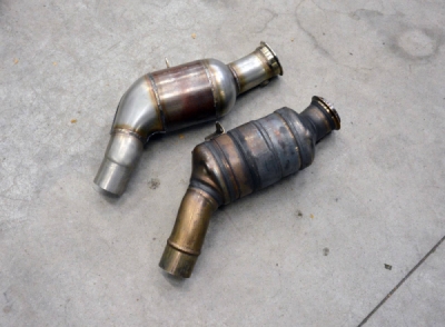 Levý downpipe s metalickým katalyzátorem 200CPSI Supersprint 756541