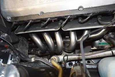 Výfukové svody + "X-trubka" pro originální katalyzátor, nerezová ocel (pro vozy s levostranným řízením) Supersprint 782501