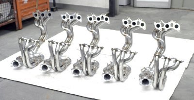 Výfukové svody pravá + levá (nahrazují pre-katalyzátor) Supersprint 441101