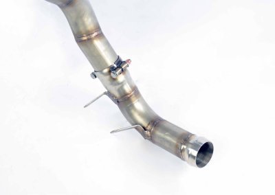 Downpipe kit pravý – levý (nahrazuje primární a sekundární katalyzátory) – pro vozy s pravostranným i levostranným řízením Supersprint 723111