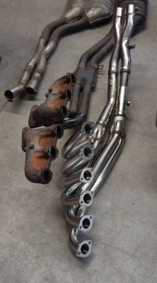 Výfukové svody + "X-Pipe" – k originálnímu katalyzátoru - nerezová ocel (pro vozy s levostranným řízením) Supersprint 782101