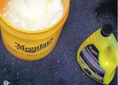 Meguiar's Ultimate Wash & Wax - autošampon, 473 ml