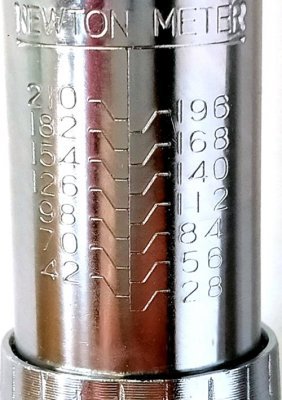 Momentový klíč 1/2 "460 mm 28-210 Nm TAGRED TA4081