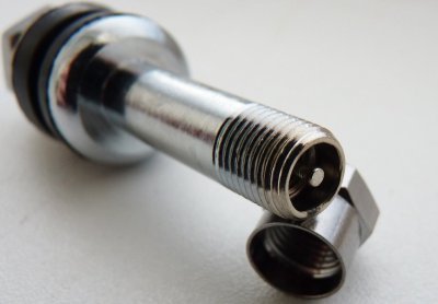 Bezdušové ventily MOTO VS-8, různé druhy, chromované, pro motocykly - Ferdus, Varianta: MOTO VS-8-90. délka 62 mm. průměr 16 mm