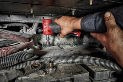 Aku pravoúhlá vřetenová bruska 12 V, 2x baterie 2 a 4 Ah - Milwaukee M12 FDGA-422B FUEL