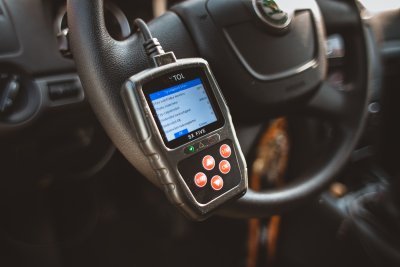 Autodiagnostika SX FIVE univerzální OBDII, čeština a slovenština - SIXTOL