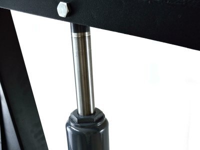 Dílenský jeřáb „žirafa" pojízdný, extra nosnost 3 t, maximální zdvih 2.5 m