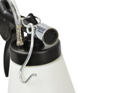 Přístroj na výměnu brzdové kapaliny a odvzdušnění 1/4", 4 adaptéry, 0,75 l - GEKO G02730