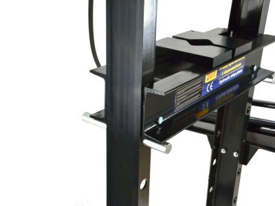 Hydraulický dílenský lis 20t, s manometrem